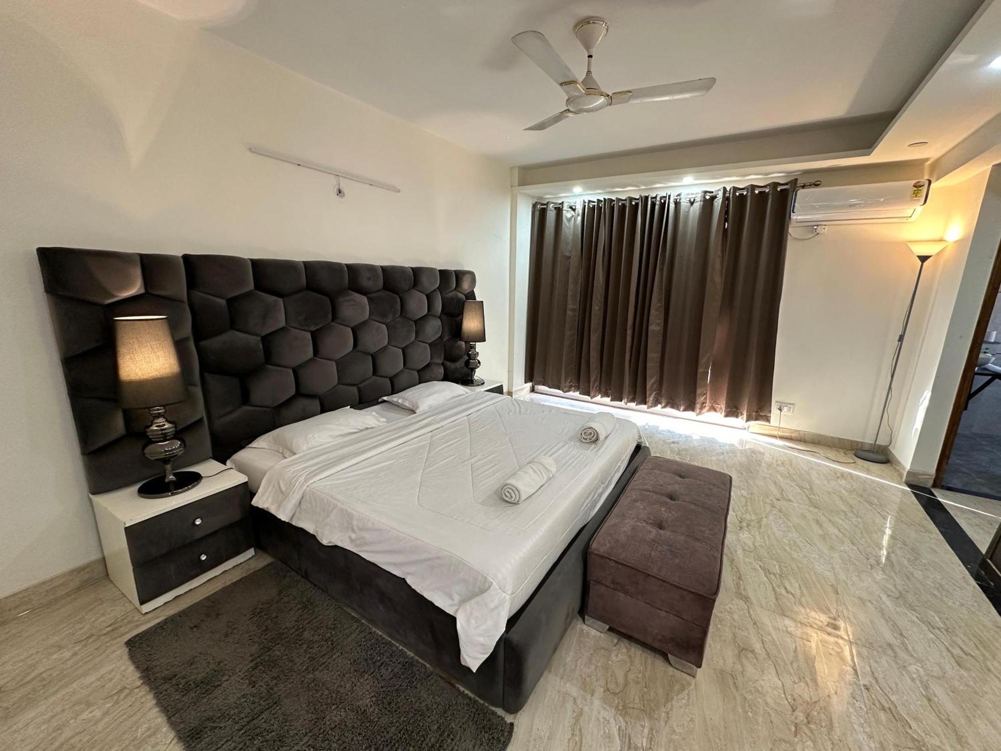 Sky Villa With Private Pool Noida Extérieur photo
