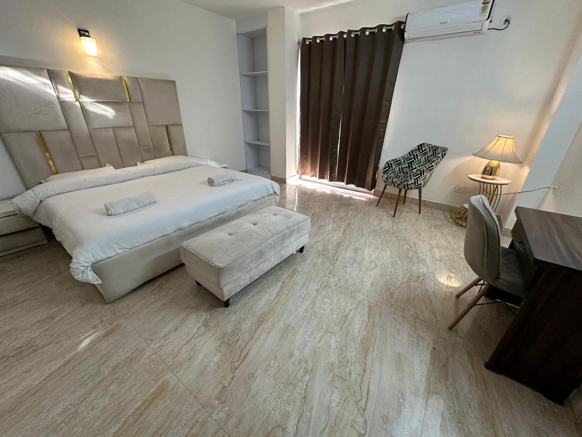 Sky Villa With Private Pool Noida Extérieur photo