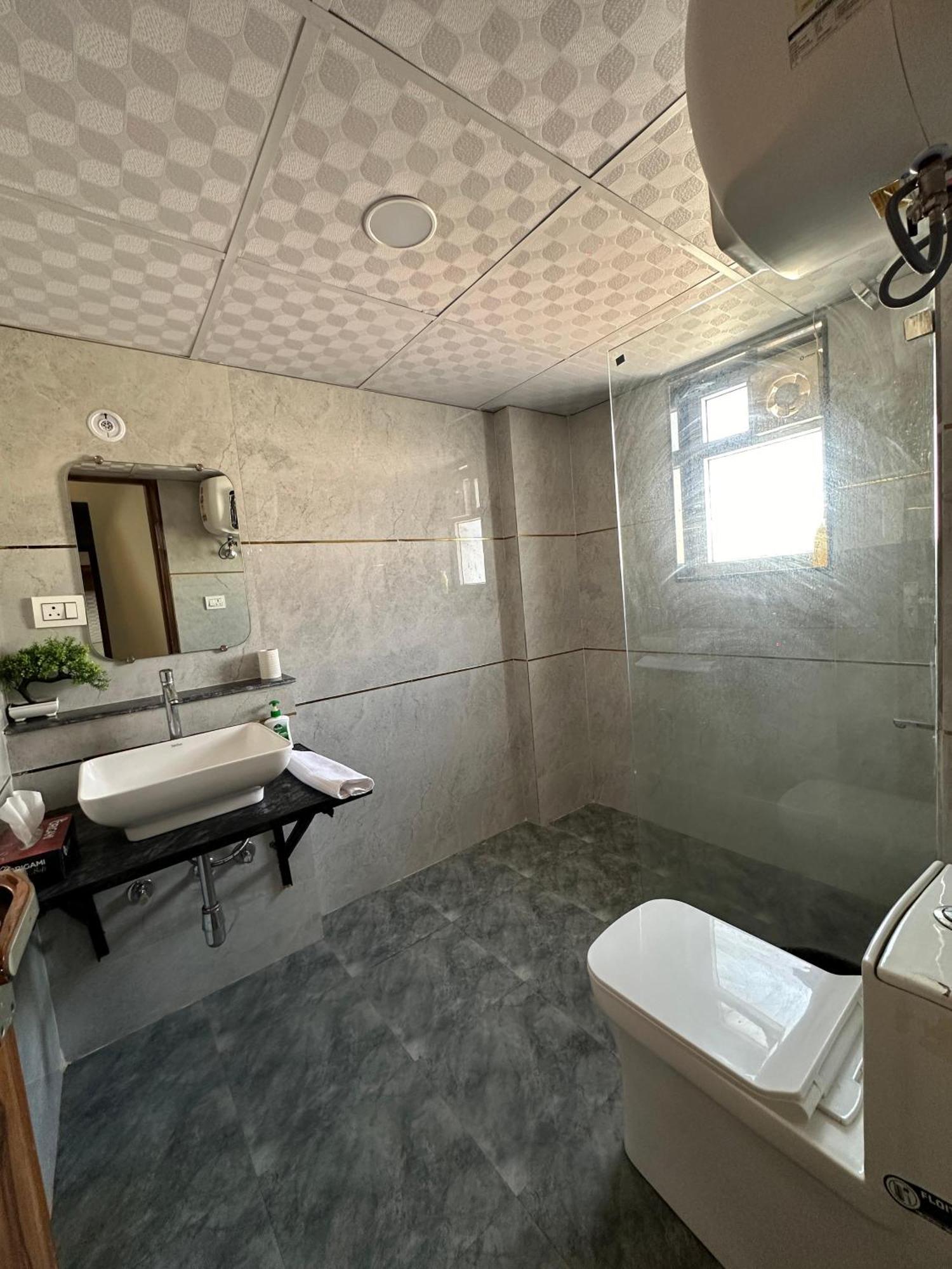 Sky Villa With Private Pool Noida Extérieur photo